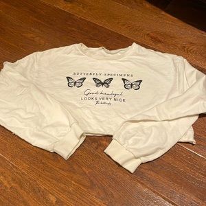 SHEIN crop 11/12 butterfly